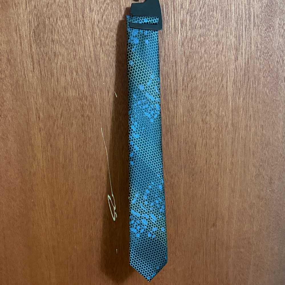 Egara Blue and Black Geometric Tie